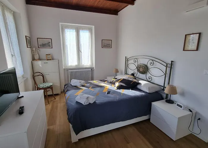 Evergreen House - Japartments Διαμέρισμα Γένοβα